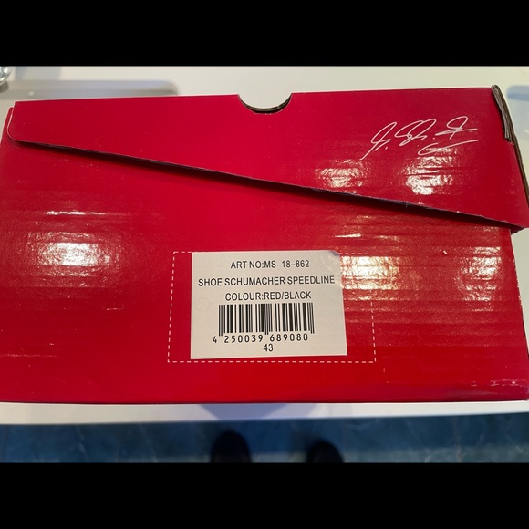 Ferrari one pair of Michael Schumacher Ferrari shoes. size euro 43 or CDN 10. - Picture 3 of 10